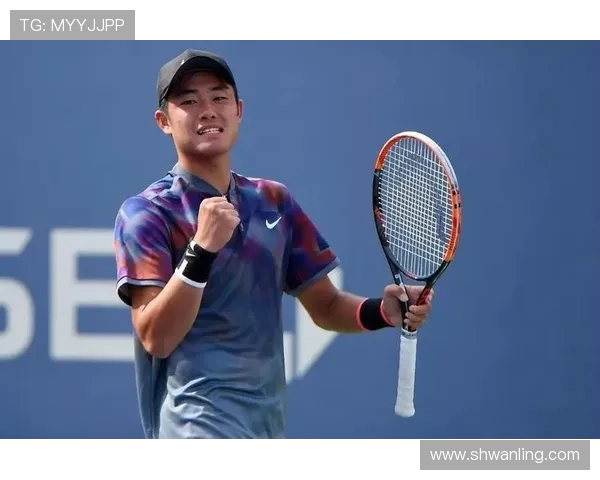 成都网球队的中路突破之道：深度解析网球战术与训练秘诀